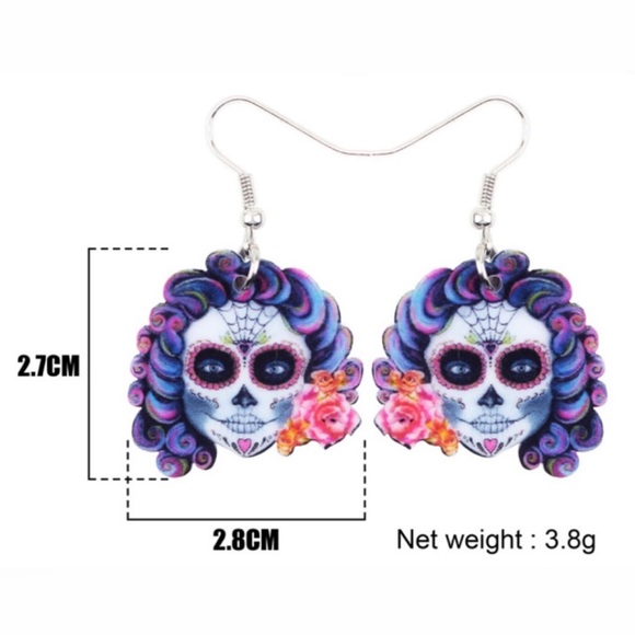 ANY PAIR UNDER $25 R 4 FOR $20 GEOMETRIC Laser Cut Acrylic earrings.NWT - Picture 2 of 2